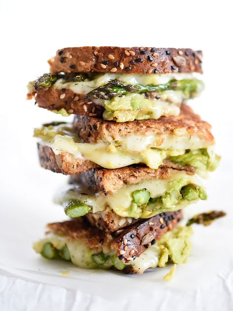 Spicy Smashed Avocado & Asparagus with Dill Havarti Grilled Cheese | foodiecrush.com Havarti Grilled Cheese, Asparagus Grilled Cheese, Asparagus Grilled, Subs Sandwiches, Chicken Pies, Honey Teriyaki Chicken, Asparagus Dishes, Vegan Pizza Recipe, Perfect Grilled Cheese