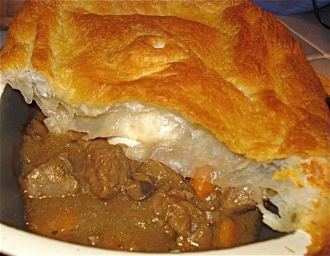 Rick Steins Beef, Guinness And Oyster Pie Recipe - Food.com Steak Pie Recipe, Beef Pie Recipe, Kidney Pie, Steak And Kidney Pie, Ale Pie, Steak Pie, Savoury Pies, Steak And Ale, Beef Meals