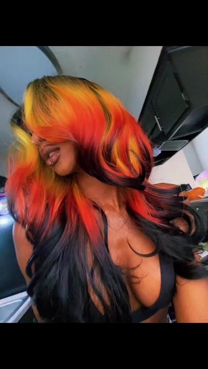 TikTok · 👩🏽‍❤️‍💋‍👩🏾 Frontal Wig Hairstyles, Cute Hair Colors, Creative Hair Color, Dyed Hair Inspiration, Pink Wig, Pretty Hair Color, Have Inspiration, Colorful Hair, Front Lace Wigs Human Hair