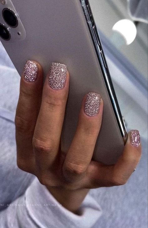 Short Glitter Nails Gel, Sparkle Nails Short, November Nails, Gel Nail Art Designs, Simple Gel Nails, Nails Only, Nail Fashion, Sparkle Nails, Sparkly Nails