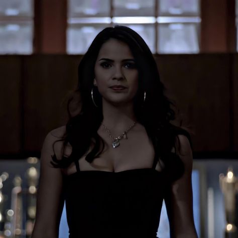 Diana Meade Outfits, Diana Meade Icons, Diana Meade, Worn On Tv, Shelley Hennig Aesthetic, Shelly Hennig Icon, Elena Gilbert Face Claim, Medieval Face Claims Female Black Hair, Davina Claire Icons