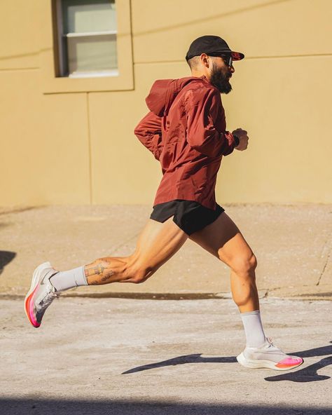 Running Style Mens, Men’s Running Aesthetic, Runner Outfit Man, Nike Running Outfit Men, Men’s Running Outfit, Jogging Outfit Men, Jogging Outfit Winter, Mens Running Outfit, Nike Running Outfit