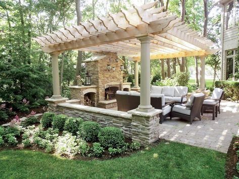 Ombra Pergola, Pergola Modern, Design Per Patio, Concrete Patios, Building A Pergola, Backyard Fireplace, Pergola Design, Patio Fireplace, Budget Patio