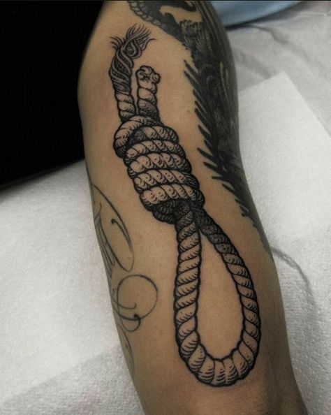 Sides Tattoo, Rope Tattoo, Traditional Black Tattoo, Stunning Tattoos, Wrist Tattoo Designs, Traditional Tattoo Inspiration, Engraving Tattoo, Abstract Tattoo Designs, 13 Tattoos