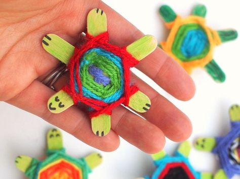 Sewing Activities, Turtle Crafts, Valentine Cards Handmade, Ocean Crafts, Popsicle Stick Crafts, Baby Turtles, Weaving Projects, Handmade Valentine, Camping Crafts