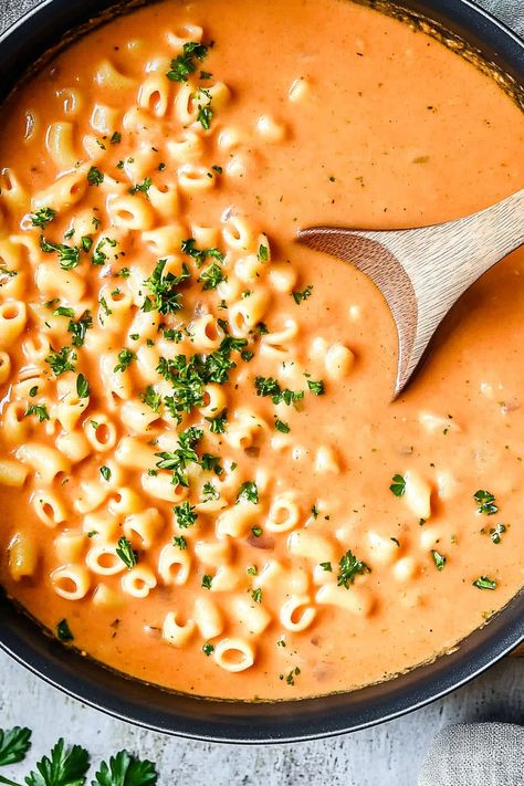 Easy Tomato Soup with Noodles Tomato Mac Soup, Tomato Soup Noodles, Tomato Noodle Soup Recipes, Tomato Soup With Noodles, Macaroni Tomato Soup, Soup With Spaghetti Noodles, Tomato Soup With Pasta, Tomato Noodle Soup, Tomato Macaroni Soup Recipe