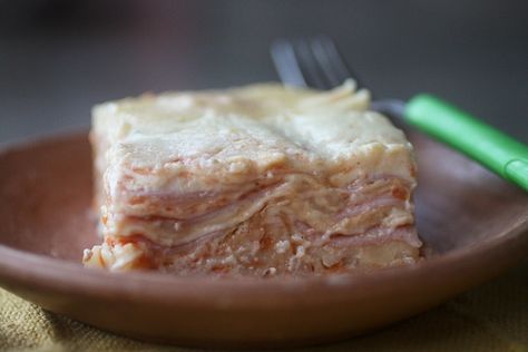 Brazilian Style Lasagna ... how did I never think of this??? Brazilian Lasagna, Homestead Hacks, Kitchen Corners, Brazilian Recipes, Savory Bread Puddings, Cheese Lasagna, Ham And Cheese Sandwich, Brazilian Style, College Meals