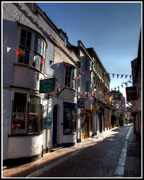 Story Settings, Uk Countryside, Weymouth Dorset, Dorset England, Lyme Regis, Wish I Was There, Devon England, Scenic Photography, People Of Interest