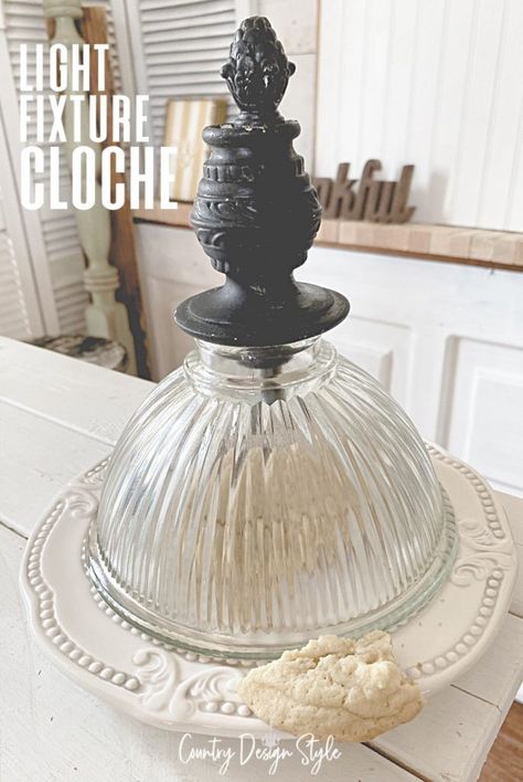 Turn a light fixture globe into a cloche fast and easy at Country Design Style #Repurposed #upcycled #homedecorDIY Repurposed Light Globes, Glass Globes Crafts, Ceiling Fan Globes, Glass Light Globes, Up Cookies, Cloche Ideas, Artsy Projects, Globe Light Fixture, Globe Diy