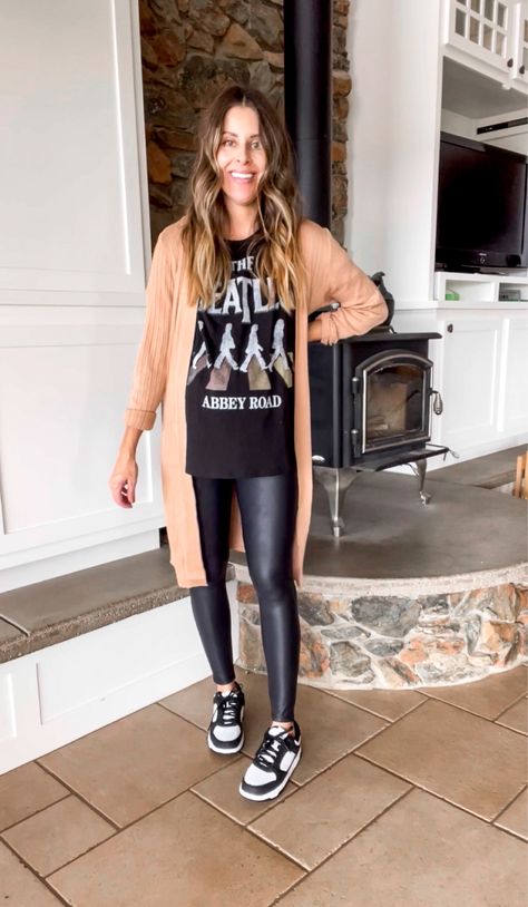 Time And Tru Women's Open Front … curated on LTK Rock Tshirt Outfit, Tshirt Fashion Outfit, Spring Style Outfits, Tshirt Style Outfit, Trendy Mom Outfits, Rock Tshirt, Mom Fits, Fall Winter Dress, 2024 Wishlist