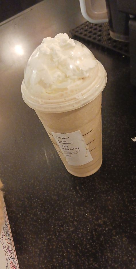 Venti white chocolate mocha Frappuccino with extra whipped cream Starbucks Whipped Cream, Mocha Frappuccino, White Chocolate Mocha, Chocolate Mocha, I Love Food, Favorite Drinks, White Chocolate, Whipped Cream, Love Food