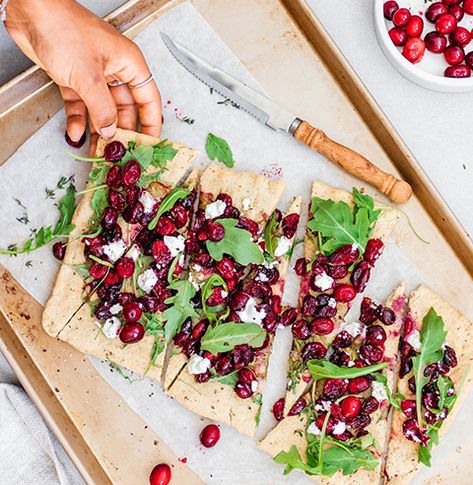 This Cranberry and Goat Cheese Flatbread is a slightly sweet, yet savory recipe and is perfect for the holiday season. Cranberry Flatbread, Goat Cheese Flatbread, Cranberry Goat Cheese, Goats Cheese Flatbread, Simple Mills, Goat Cheese Pizza, Savory Recipe, Cheese Flatbread, Cranberry Cheese