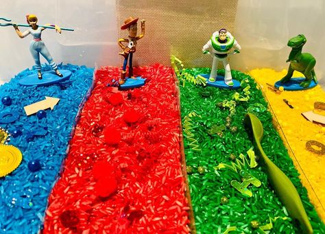 Toy Story Tuff Tray, Toy Story Sensory Bin, Toy Story Activities, Cousin Day, Toy Story Crafts, Story Crafts, Toy Story Theme, Story Activities, Tuff Tray