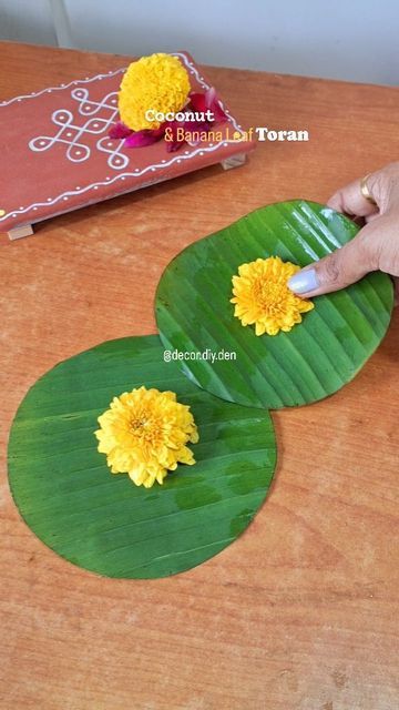 Leaf Toran, Diy Den, Banana Leaf Decor, Coconut Leaves, Product Styling, Banana Coconut, Leaf Flower, Flower Garland, Festive Decor