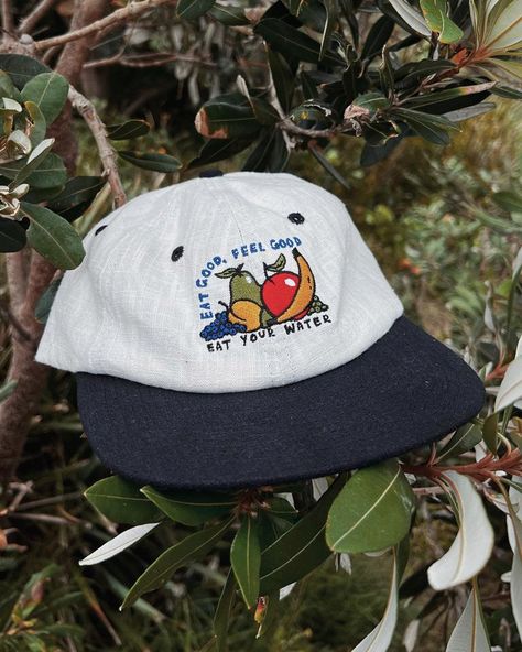 All Posts • Instagram Eat Your Water, Cool Baseball Caps, Akira Anime, Baseball Caps Fashion, 6 Panel Cap, Panel Hat, Simple Graphic, Fashion People, Japan Art