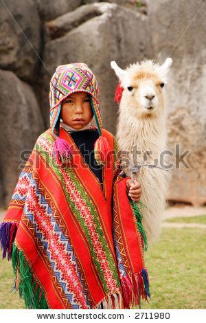 Peruvian boy in traditional dress with lama at ancient ruins in Cusco, Peru. Hats, weavings Foto Top, Kids Around The World, Cusco Peru, Peru Travel, People Of The World, World Cultures, Machu Picchu, Anthropology, Bolivia