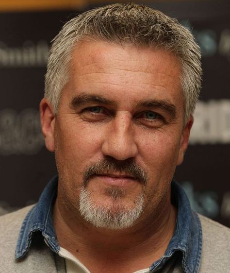 Guess what I found another one x Paul Hollywood Pictures, Paul Hollywood Recipes, Boss Picture, Older Men Haircuts, Hollywood Pictures, Grey Hair Men, Paul Hollywood, Scammer Pictures, Mary Berry