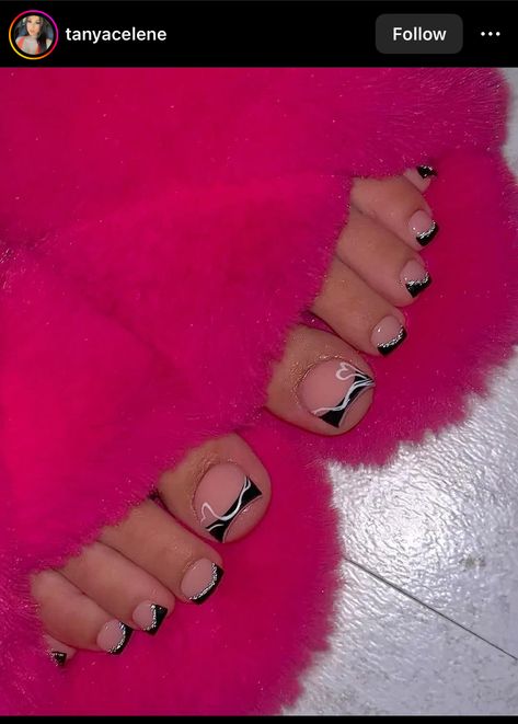 Cute Gel Pedicure Ideas, Birthday Pedicure Designs, Black French Tip Toes With Design, Spooky Toe Nail Designs, Halloween Acrylic Toes, Birthday Nails And Toes Set, Black Pedicures, Match Nails And Toes, Halloween Toes Designs