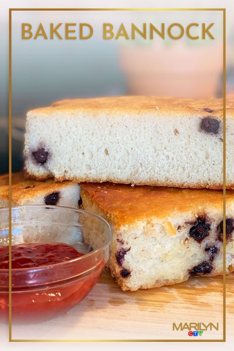 This versatile traditional Indigenous bread can be made in under 30 minutes. Aboriginal Recipes, Baked Bannock, Bannock Bread, Wild Berries, Wild Garlic, Wild Blueberries, Bread Machine, Wild Berry, Rice Flour