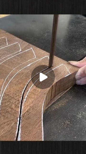 Woodworking Hacks Tips, Fine Woodworking Furniture, Woodworking Templates, Woodworking Plans Patterns, Fine Woodworking Project, Hand Carved Furniture, Woodworking Blueprints, Woodworking Plans Beginner, Woodworking Project Plans