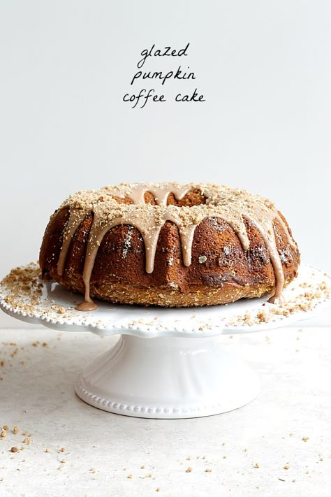 Pumpkin Coffee Cake, Pumpkin Bundt, Pumpkin Coffee Cakes, Pumpkin Cake Recipes, Pumpkin Coffee, Coffee Cakes, Delicious Pumpkin, Quick Breads, Pumpkin Dessert