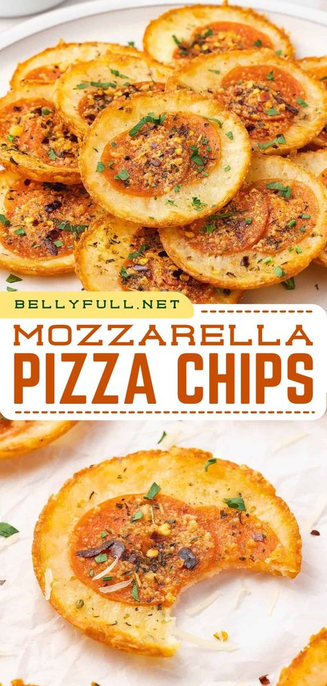 Made with shredded mozzarella, pepperoni, and a few spices, these keto-friendly Mozzarella Pizza Chips have all the flavors of a pepperoni pizza without the carbs. Serve with marinara sauce for dipping! Mozzarella And Pepperoni Recipes, Mozzarella Snacks Healthy, Shredded Mozzarella Recipes, Mozzarella Chips, Pepperoni Bites, Pepperoni And Mozzarella, Pizza Alternatives, Pepperoni Chips, Pizza Friday