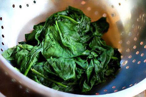 How To Steam Spinach, Steam Spinach, Boiled Spinach, Steamed Spinach, Raw Spinach, Leafy Vegetables, Spinach Recipes, Spinach Leaves, Health Eating