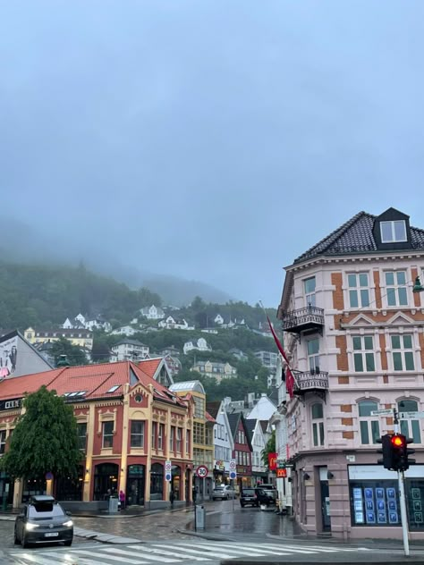 Norway Lifestyle Aesthetic, Living In Norway, Bergen Aesthetic, Oslo Norway Aesthetic, Eidfjord Norway, Norway City, Norway Nature, Bergen Norway, Norway Travel