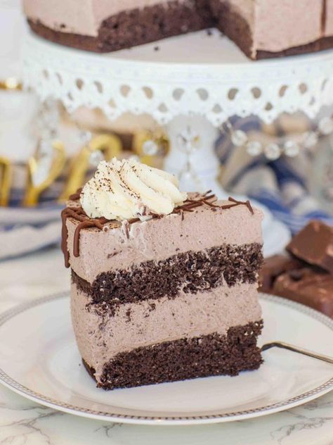 Keto Chocolate Mousse Cake (video) - Tatyanas Everyday Food Keto Whipped Cream, Keto Chocolate Mousse, Dessert Mousse, Vegan Steak, Keto Chocolate Cake, Postre Keto, Low Carb Dessert, Keto Cake, Low Carb Sweets