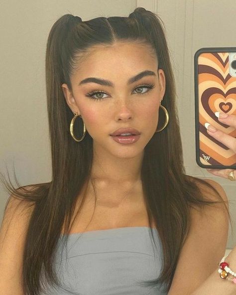 Madison Beer pigtails hairstyle Hairstyles Aesthetic, School Hair, School Hairstyles, Hairstyle Inspo, Hair Stylist Life, Sleek Hairstyles, Easy Hairstyles For Long Hair, Hairstyles Ideas, Hairstyles For School