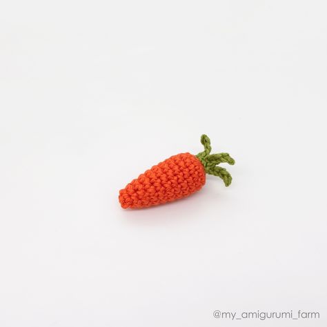 FREE CROCHET MINI CARROT PATTERN Crochet Mini Carrot Free Pattern, Tiny Carrot Crochet Pattern, Crochet Mini Carrot, Mini Crochet Fruit, Carrot Crochet Pattern Free, Crochet Carrots Pattern Free, Miniature Crochet Patterns Free, Crochet Carrot Pattern, Carrot Amigurumi