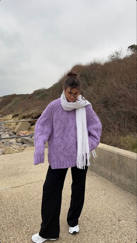 Purple Sweater Outfit, Jade Honey, Spring Basics, Outfit Ideas 2024, Outfit Blazer, Beach Walks, Jumper Outfit, Summer Outfit Ideas, Classy Fashion