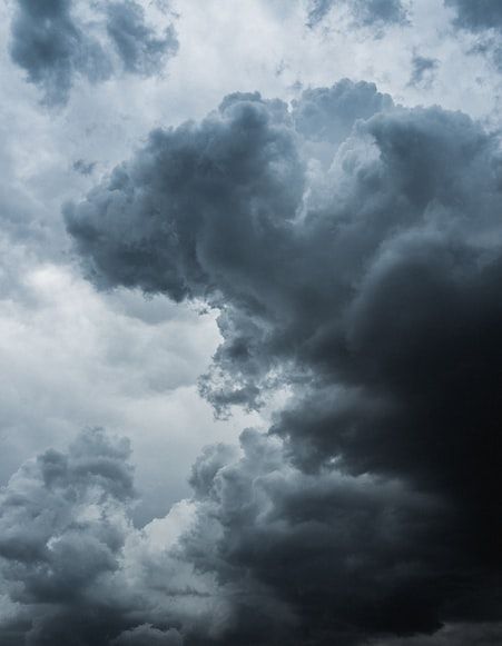 cumulus clouds photo – Free Sky Image on Unsplash Rain Drops On Window, Christus Tattoo, Rainy Sky, Free Sky, Pink Flower Painting, Rain Pictures, Cumulus Clouds, Rain Wallpapers, Sky Images