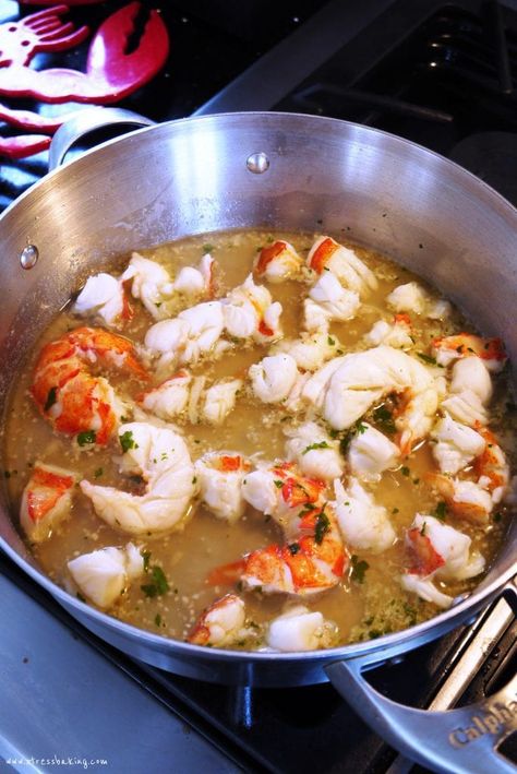 Lobster Scampi Linguini, Lobster Tortellini Recipes, Lobster Scampi Recipe, Lobster Scampi, Pasta Tortellini, Wine Butter Sauce, Cheesy Tortellini, Lobster Dishes, Lobster Recipes Tail