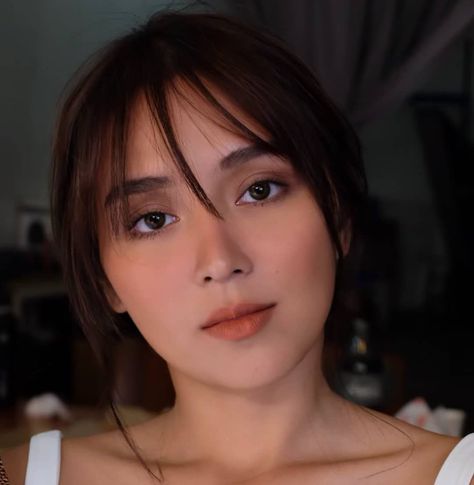 Kathryn Bernardo Hairstyle, Hairstyle Bangs, Daniel Padilla, Kathryn Bernardo, Brown Balayage, Asian Makeup, Hair Inspo Color, About Hair, Ulzzang Girl