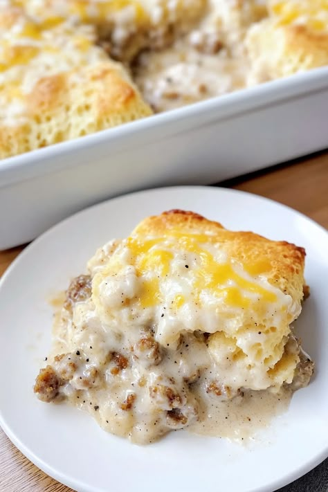 Best Biscuit and Gravy Casserole Buiscits And Gravy Casserole, Biscuit And Gravy Casserole, Sausage Gravy Casserole, Biscuit And Gravy Bake, Biscuit And Gravy, Best Biscuits And Gravy, Gravy Casserole, Chocolate Gravy, Sausage Gravy And Biscuits