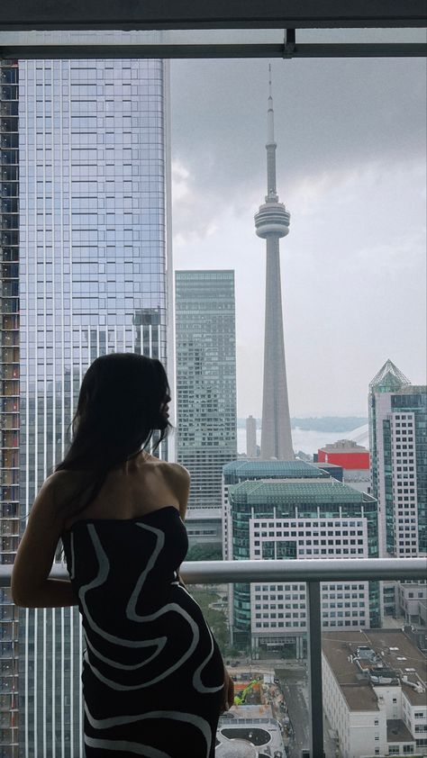 CN tower, Toronto, city photoshoot, Micas dress, Instagram photo inspo, photo ideas, toronto model, vintage edit, photoshoot ideas, city photography, city aesthetic, strapless dress Toronto Ig Pics, Toronto Pics Ideas, Toronto Aesthetic Winter, Cn Tower Photo Ideas, Toronto Girl Aesthetic, Toronto Photo Ideas, Toronto Picture Ideas, Toronto Instagram Pictures, Cn Tower Aesthetic