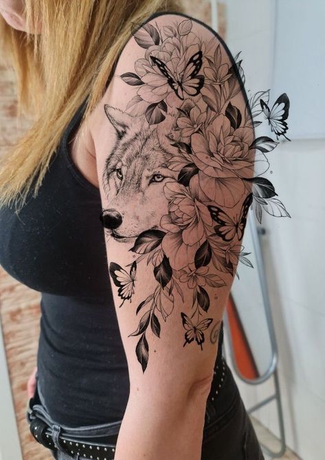 Floral Wolf Tattoo, Wolf And Flowers Tattoo, Lace Thigh Tattoos, Wolf Tattoo Forearm, Mandala Tattoos For Women, Wolf Tattoos For Women, Flower Hip Tattoos, Tatuaje Cover Up, Crazy Tattoos