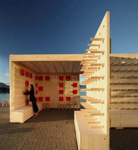 Pavilion Chair, Wooden Pavilion, Urban Ideas, Temporary Architecture, Pavilion Design, Temporary Structures, Wooden Architecture, Stall Designs, Temporary Wall