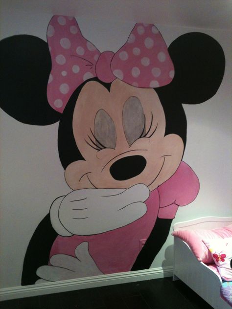 pink minnie mouse mural by www.boysandgirlsmurals.com Minnie Mouse Bedroom, Mouse Wall, Kids Room Murals, Kids Room Paint, Cadeau Parents, Diy Wall Painting, Pink Minnie, Disney Decor