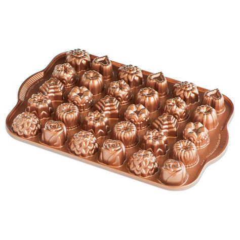 Bundt Tea Cakes and Candies Pan Mini Brownies, Tea Cake, Bundt Pan, Nordic Ware, Cake Pan, Candy Molds, Savoury Cake, Tea Cakes, Food Cakes