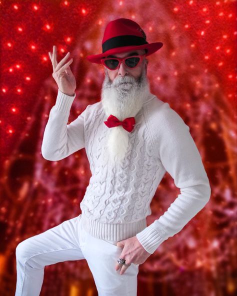 Christmas Male Outfits, Santa Outfit For Men, Santa Costume Mens, Santa Claus Outfit Men, Mens Christmas Costumes, Mrs Clause Costume, White Christmas Outfit, Santa Claus Outfit, Grey Beards