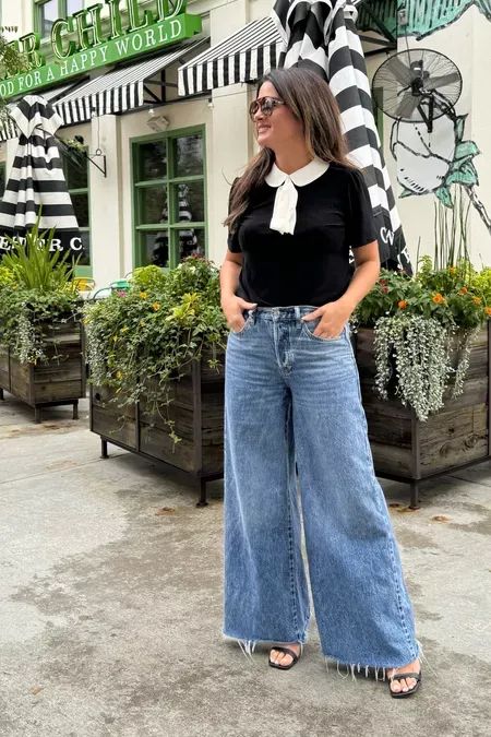 Brunch look wide leg jeans and black and white tie neck top. Look Wide Leg Jeans, Look Wide Leg, Black Wide Leg Jeans, Tie Neck Top, Top And Jeans, Bow Top, Tie Neck Tops, Wide Jeans, Brunch Outfit