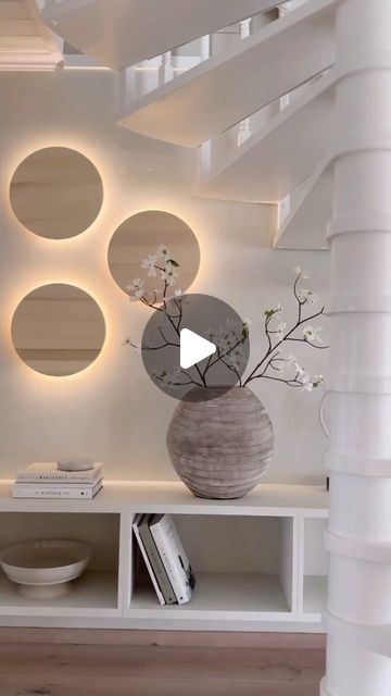 Lighting Hacks, Back Lighting, Table Ikea, Diy Hack, Diy Lampe, Ikea Decor, Ikea Hack Ideas, Dekor Diy, Quirky Decor