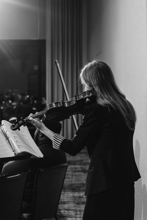 Violin Motivation, Violinist Aesthetic, Violin Recital, Denver Downtown, Music Portrait, Musician Photography, Violin Players, I Will Remember You, Music Studio Room