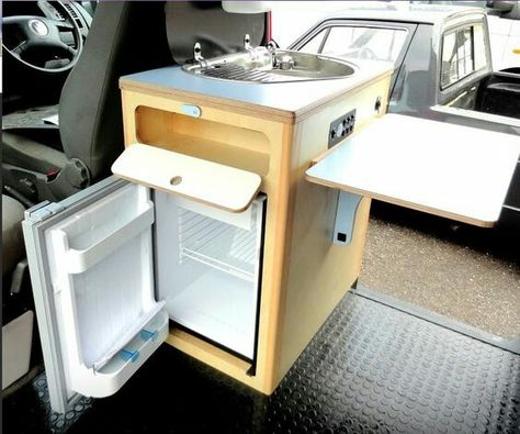 Kombi Trailer, Ducato Camper, Kangoo Camper, Kombi Motorhome, Van Vw, Van Dwelling, Camping Diy, Kombi Home, Volkswagen Camper