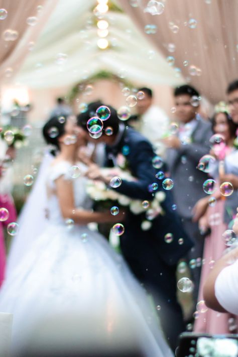 It’s a bird, it’s a plane, it’s a three in one bubble haze machine. Our bubble machine rental is no two-in-one shampoo; it actually gets the job done. Rent a bubble machine to create an ethereal land of airy bubbles, a mysterious midnight, or a majestic middle ground between the two. Photo Bubbles, Wedding License, Best Wedding Colors, Wedding Bubbles, Wedding Buffet, Dream Wedding Venues, Bubble Machine, Event Lighting, Soap Bubbles