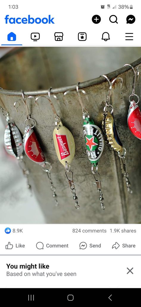 Fishing Crafts For Adults, Old Fishing Lures Crafts, Fishing Christmas Ornaments Diy, Fishing Lure Keychain Diy, Fishing Lure Windchime, Resin Fishing Lures