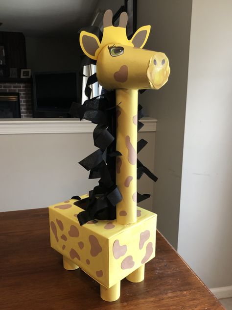 Safari Valentines Day Boxes, Zebra Valentines Day Boxes, Volume Zoo Animals Project, Animal Valentines Box Ideas, Cardboard Box Animals, Elephant Valentine Box Ideas, Tiger Valentines Day Boxes, Diy Giraffe Crafts, Giraffe Valentines Boxes