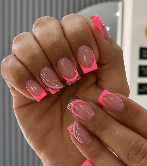 Pink Tip Nails, Holiday Acrylic Nails, Beach Nail, Fancy Nails Designs, Girly Acrylic Nails, Music Tattoo, Music Tattoos, Acrylic Nails Coffin Short, Short Acrylic Nails Designs